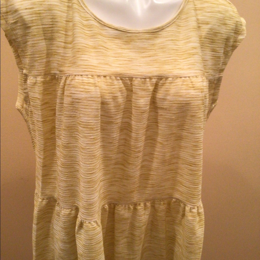 Sleeveless striped women’s top